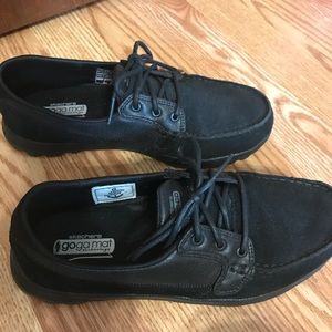 Sketchers on the go goga mat walking shoes